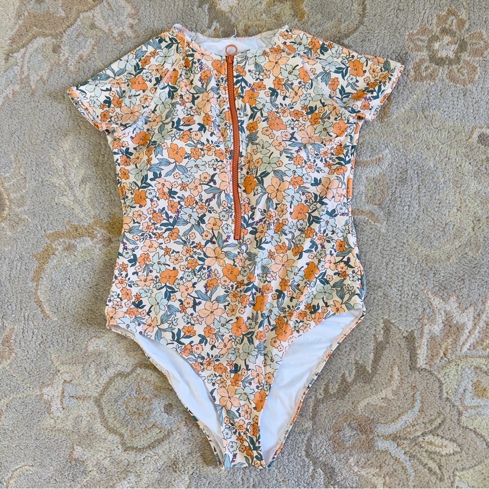 CUPSHE Short Sleeve One-Piece Zip Front Retro Floral Swimsuit